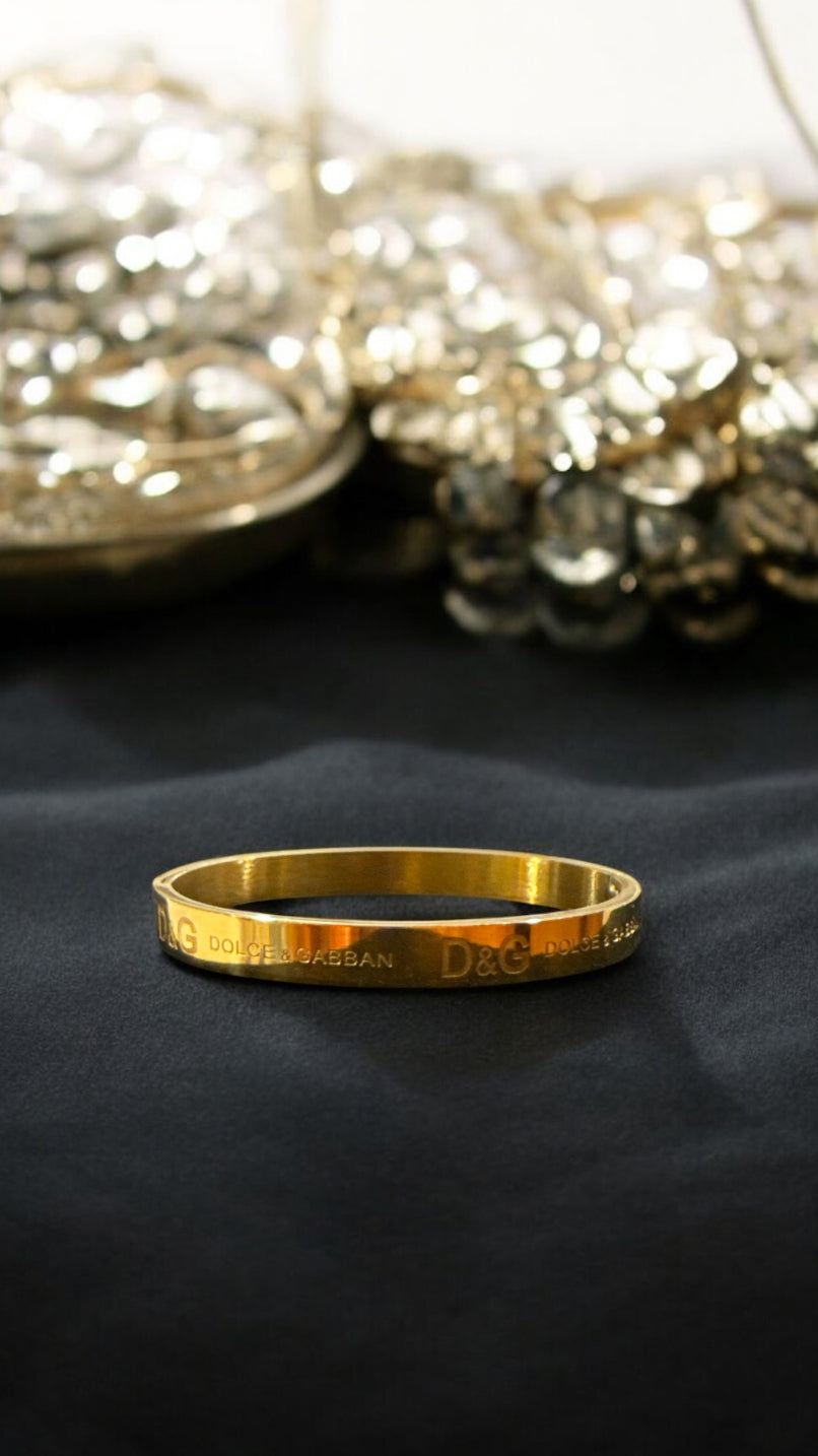 D and G Bangle
