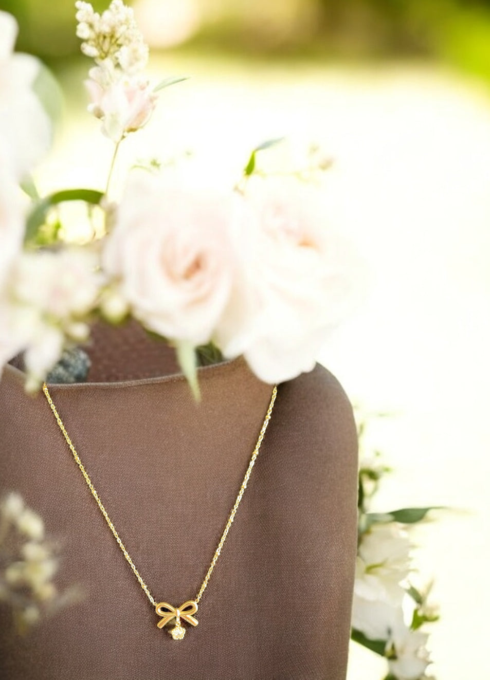 Bow Necklace