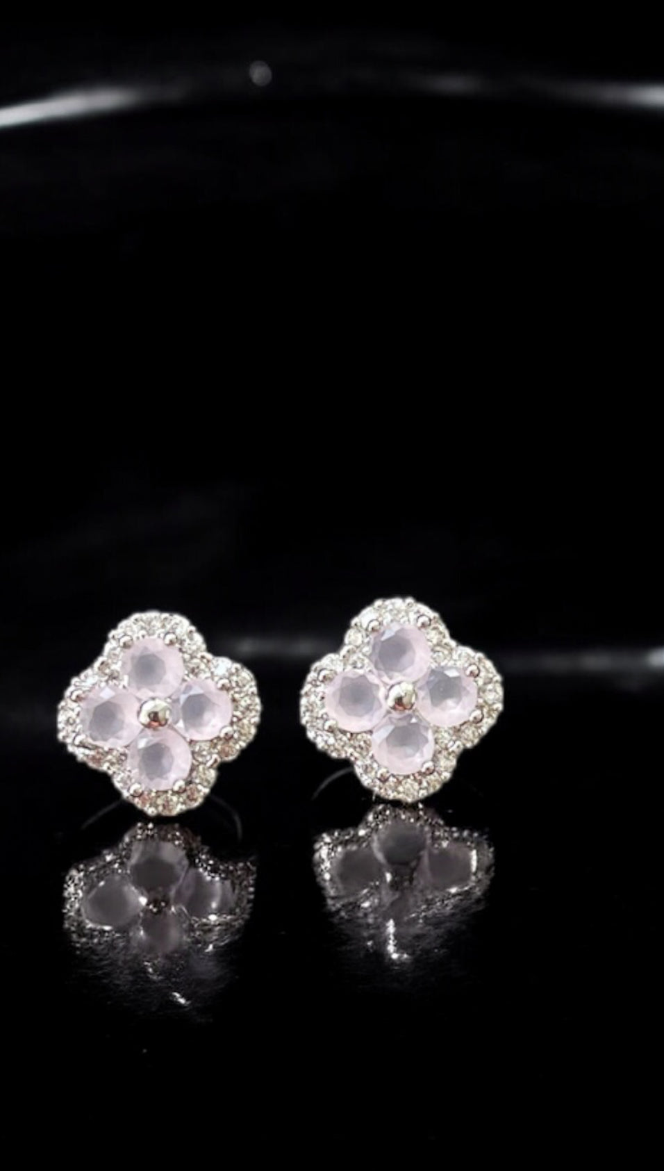 Silver Clover Earings Mauve