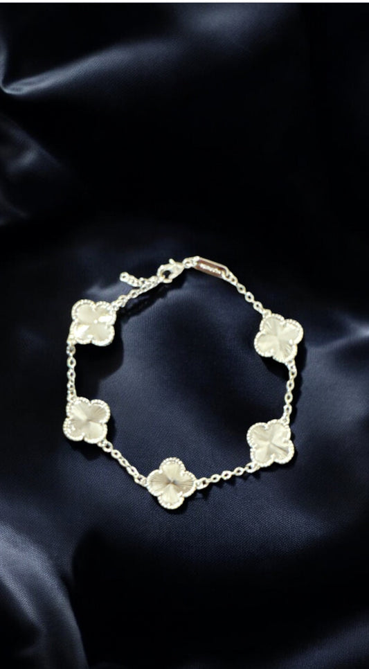 Silver Clover Bracelet