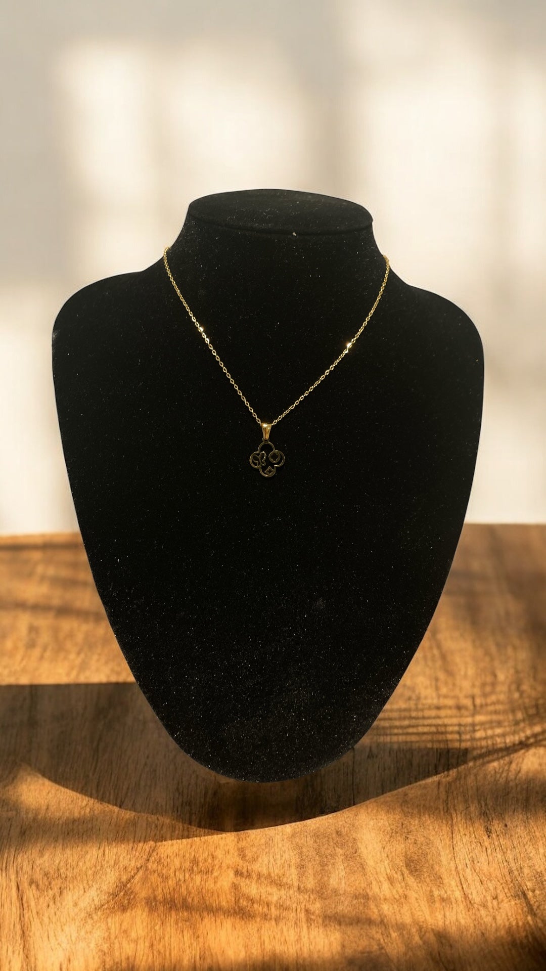 Clove Necklace with Butterfly